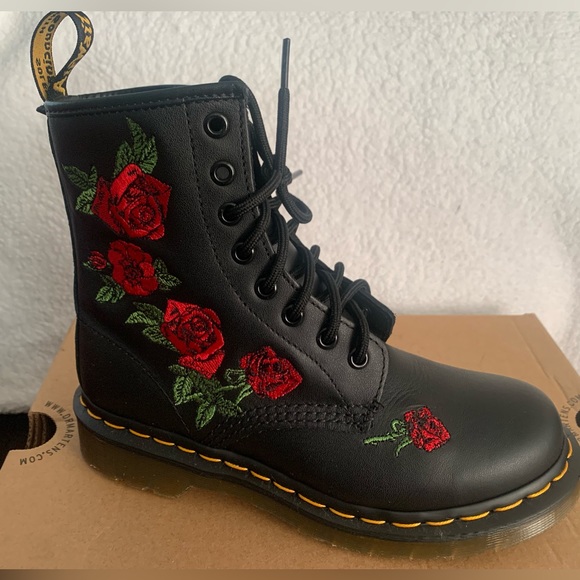 1460 Vonda Dr. Martens Boots - Picture 3 of 10